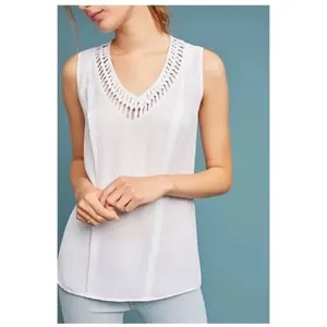 ✨Anthropologie Maeve La Vista White Cutout V-Neck Structured Tank✨ thumbnail 5