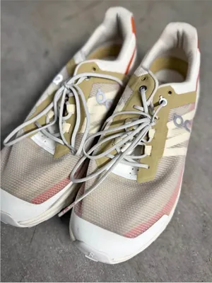 On Women's Cloudvista Sneakers Running Shoes size 10 thumbnail 4