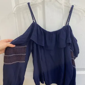 American Eagle Embroidered Navy Off-the-Shoulder Cold Shoulder Top NWT AE ! New thumbnail 3