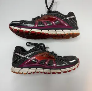Brooks GTS 17 Size 7 Running Shoes thumbnail 8