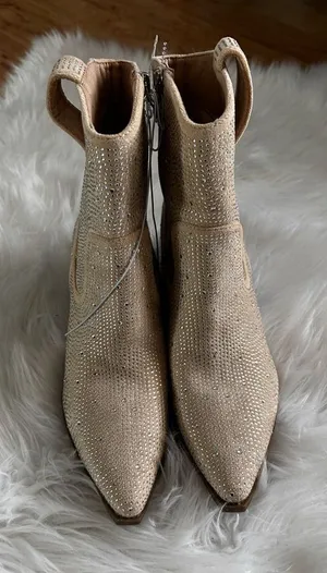 Sparkly western boots with little shiny diamonds, off-white/tan color small size thumbnail 1