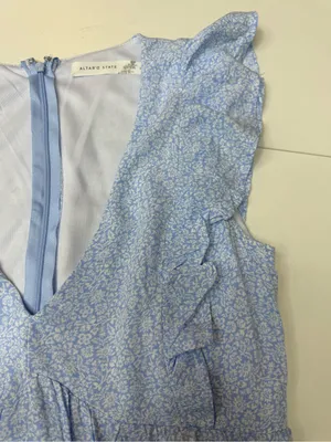 Altar'd State Light Blue Floral Tiered V-Neck Midi Dress size XS thumbnail 6