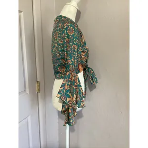 Rasa Anthropologie Blue Beige Floral Satin Flutter Sleeve Tie Waist Blouse XS thumbnail 3