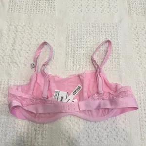 PINK Victoria’s Secret medium Wink unlined lace scoop bra BC3 3212 thumbnail 7
