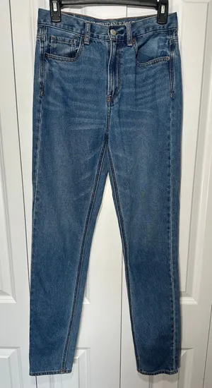 American Eagle Mom Jeans 2 X-Long Tall Blue High Rise Tapered Denim Premium thumbnail 1