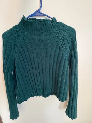 American Eagle Outfitters Sweater thumbnail 1