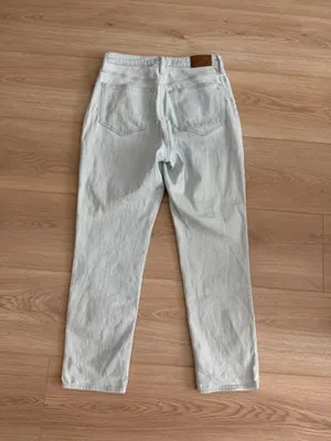 Madewell Curvy Perfect Light Wash Jeans thumbnail 7