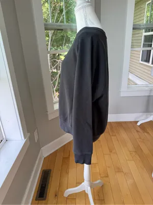 Old Navy Charcoal Crewneck Sweatshirt Size Large thumbnail 2