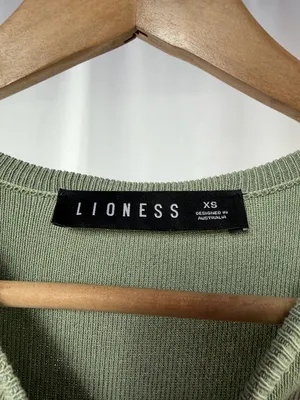 Lioness Sleeveless Knit Bodycon Mini‎ Dress in Sage Green Size XS thumbnail 3