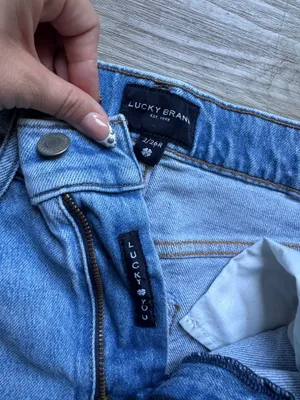 Women’s Lucky Brand Mid Rise Relaxed Straight jeans thumbnail 4