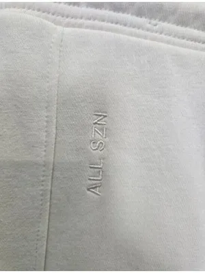 Adidas Womens Loose Fit Jogger Sweatpants Cream White Size Medium Active Workout thumbnail 5
