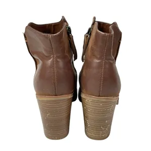 Mia Patton Women's Brown Faux Leather Pointed Toe Block Heel Ankle Booties 7.5 thumbnail 3