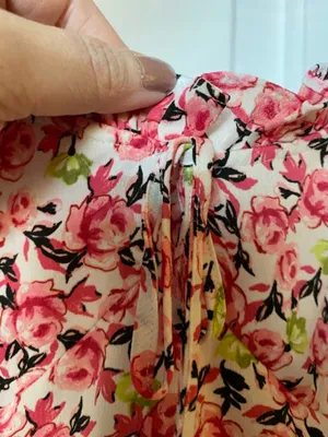 Zara Floral Ruffle Crop Top Pink Bow Front XS Cottagecore Romance Festival thumbnail 4