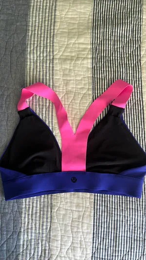 Lululemon swim top Sz M thumbnail 2