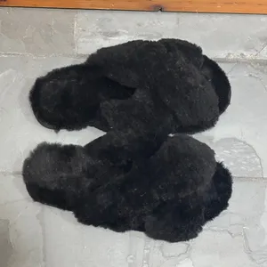 EMU Australia Black Mayberry Slippers thumbnail 2
