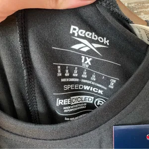 NWT Reebok Short Sleeve Top 1x thumbnail 2