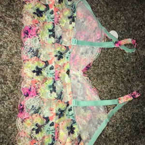 PINK - Victoria's Secret NWT-bra thumbnail 3