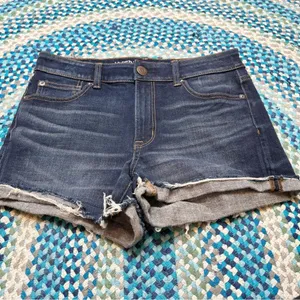 American Eagle Shorts‎ thumbnail 2