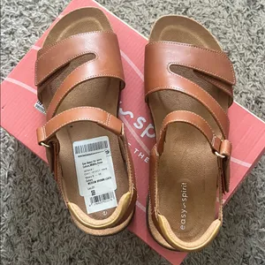 NEW Easy Spirit Mavey Medium Brown Leather Sandals, Size 7, New in Box thumbnail 4