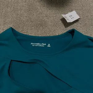 abercrombie & fitch bodysuit - soft AF collection thumbnail 2