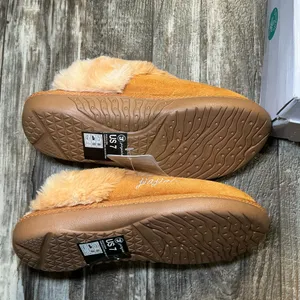 Women's Cozy Brown Fur Slippers Size 7 thumbnail 9