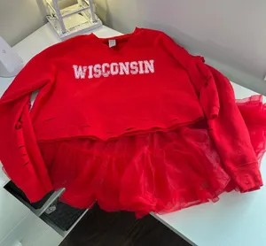 Wisconsin Badgers Reworked Gameday Set Distressed Sweatshirt Tulle Skirt Red M‎ thumbnail 1