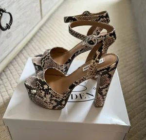 Steve Madden Platform Heeled Sandals thumbnail 3