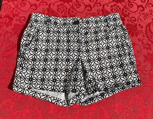 House Of CB Established 1962 black‎ & white geometric shorts size 6 thumbnail 1