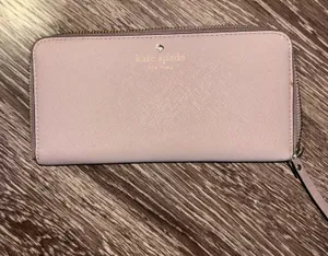 Kate Spade Wallet thumbnail 1
