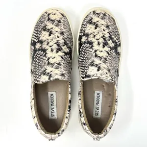 Steve Madden Gills Natural Snake Embossed Vegan Leather Slip-On Sneakers Size 7 thumbnail 6