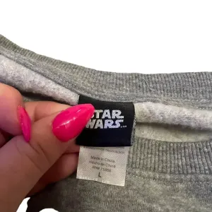 Star Wars Women's Large Gray‎ Crew Neck Sweatshirt Reversible Sequin Darth Vader thumbnail 3
