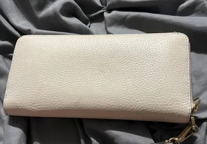 Michael Kors Wallet thumbnail 3