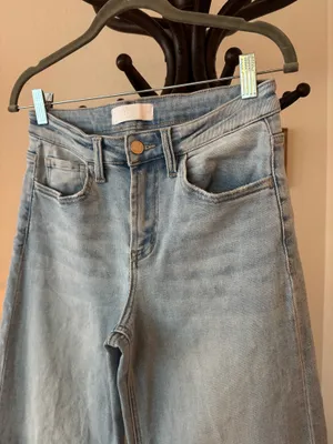 Mid Rise Wide Leg Stretch Denim thumbnail 3