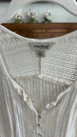 Lucky Brand Top thumbnail 2
