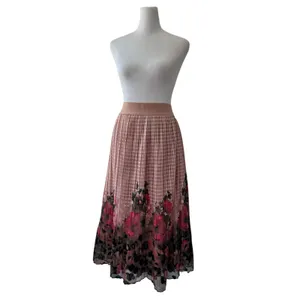 Metrowear Pink Floral Print Elastic Waist A-Line Midi Skirt thumbnail 4