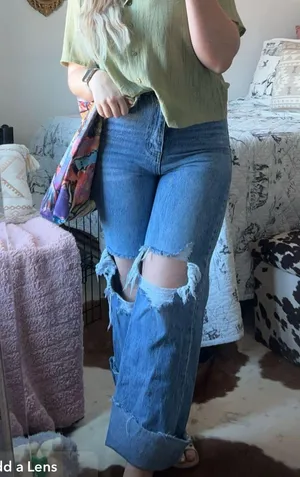 Vibrant Jeans thumbnail 1