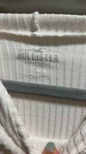 Cream Hollister Hooded Cardigan Cropped thumbnail 3