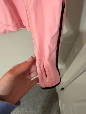 Lululemon jacket  thumbnail 4