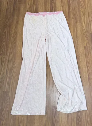 VTG Victoria’s Secret Angels Y2K Pink Crushed Velvet Lace Trim Wide Leg Pants Size Medium. thumbnail 1