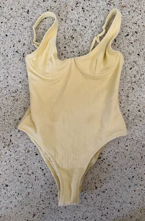 Yellow one piece swimsuit Size XS thumbnail 1