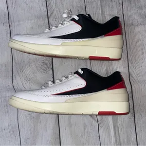 Nike Air Jordan 2 Retro Low "Chicago Twist" sneakers thumbnail 2