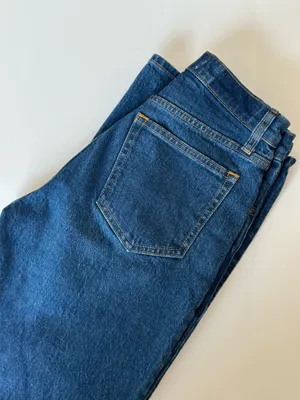 Abercrombie & Fitch The 90’s Relaxed Jeans High Rise Short thumbnail 7