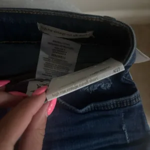 Wrangler Women's Deep Indigo Jean Shorts thumbnail 3