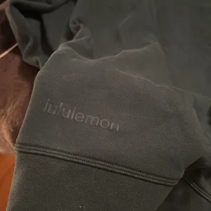 Lululemon Crewneck thumbnail 3