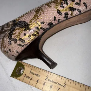 Michael‎ Kors Heels Snake Skin Leather 2" Kitten Heels MK Logo Chain Women's 8M thumbnail 13