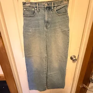 Madewell Perfect Vintage Wide Leg Jean thumbnail 4