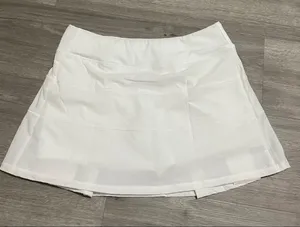 White Active sport skirt/short Size 6 thumbnail 1