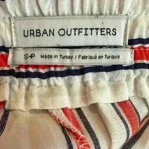 Urban Outfitters Raven striped Plunging Halter‎ Style cropped Jumpsuit sz S thumbnail 10