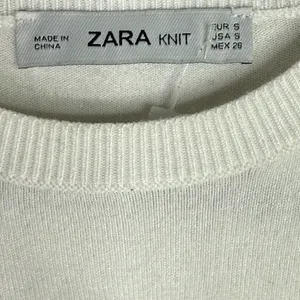 Zara Ribbed Hem Soft Knit Sleeveless Crew Neck Stretch Tank Top Small White thumbnail 8