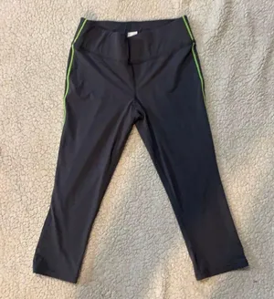 Under Armour Capris thumbnail 1